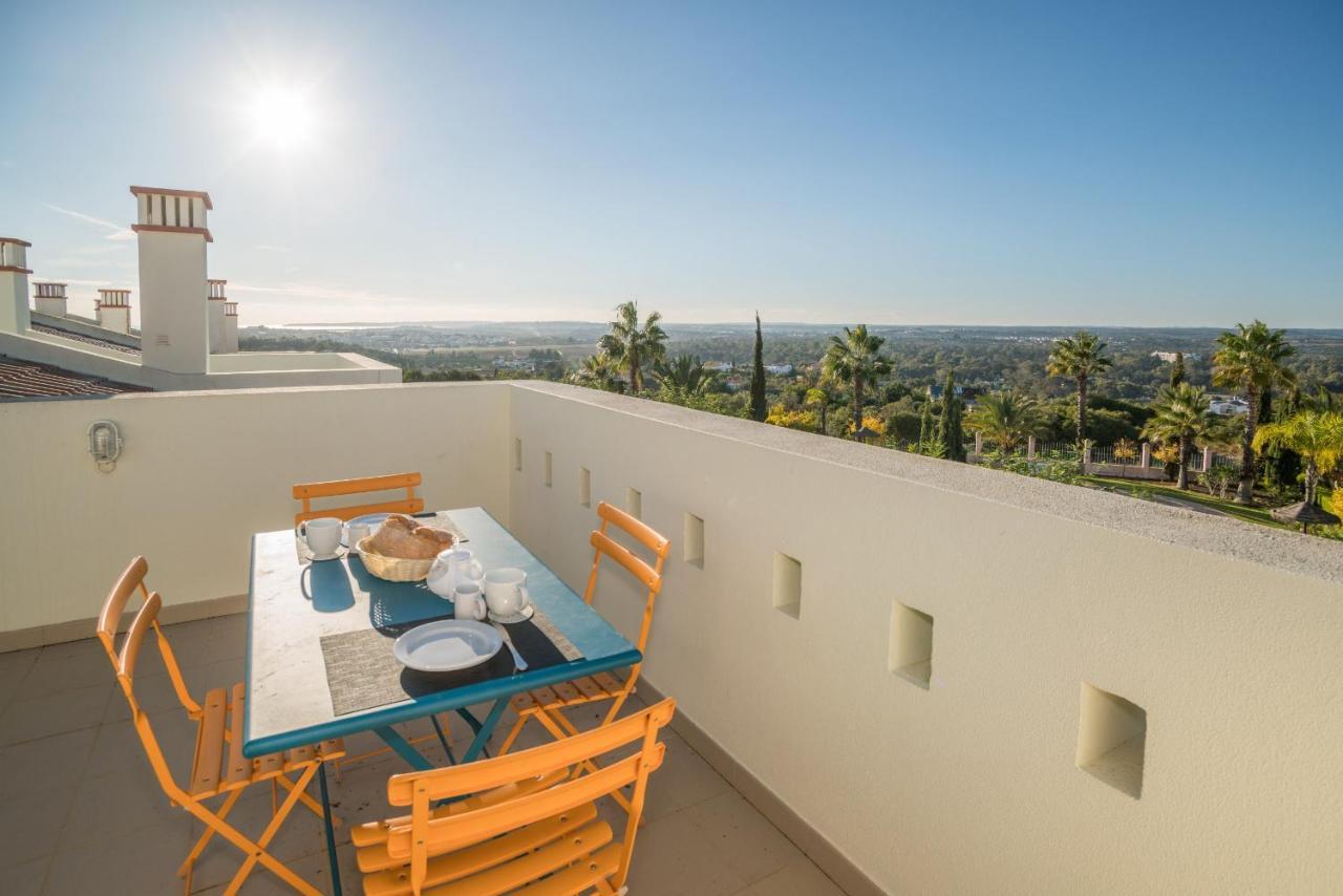 Portimao Elegant House With Pool By Homing Villa Buitenkant foto